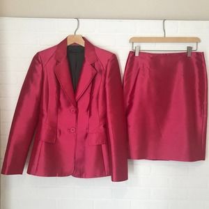Anne Klein Skirt Suit Womens 4 Pink Silk Wool Blend 2 Button Closure Lined